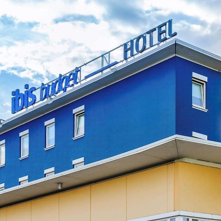 Ibis Budget Salzburg Airport - Self-Check-In Himmelreich Exterior photo